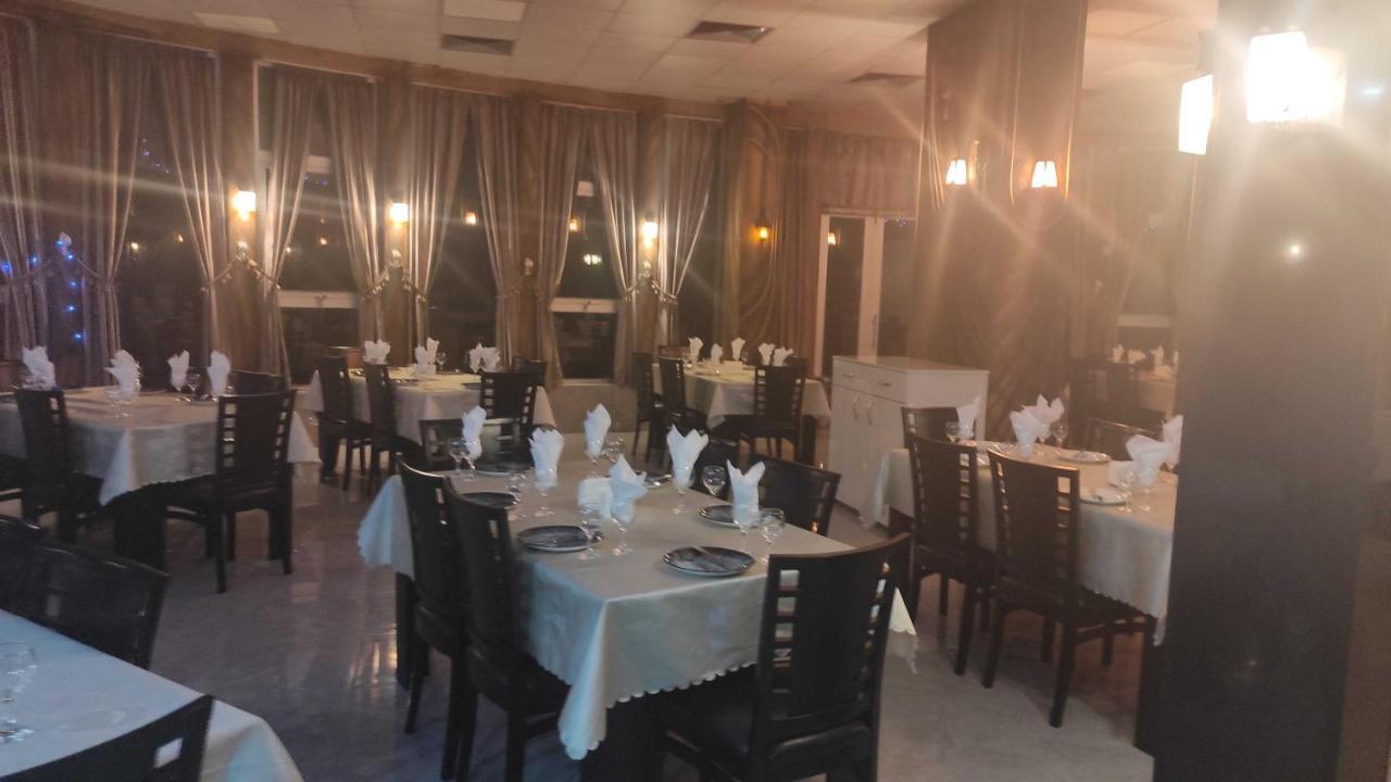 Darianna Batumi Hotel ภายนอก รูปภาพ