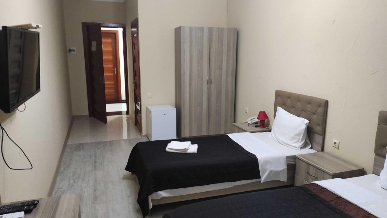 Darianna Batumi Hotel ภายนอก รูปภาพ