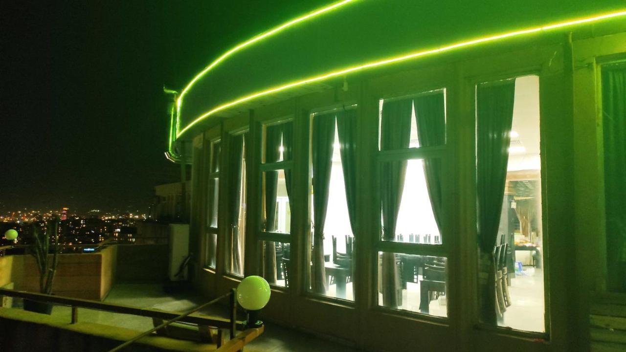 Darianna Batumi Hotel ภายนอก รูปภาพ