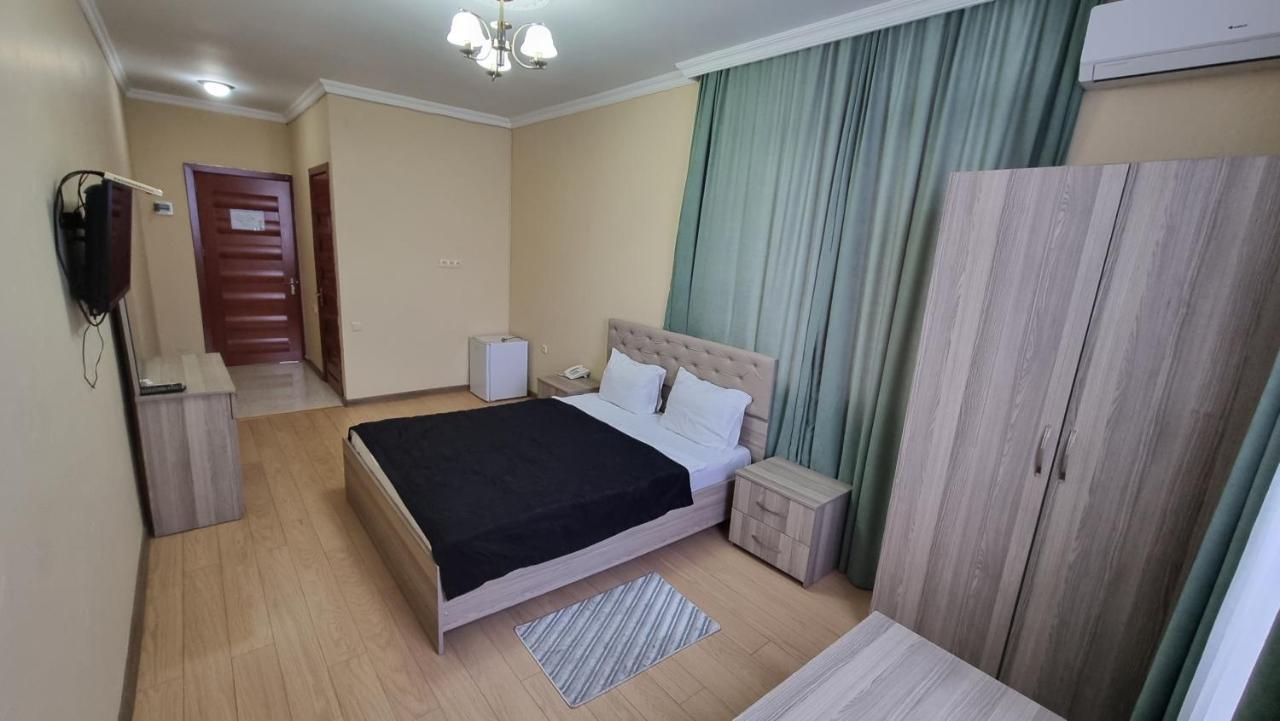 Darianna Batumi Hotel ภายนอก รูปภาพ