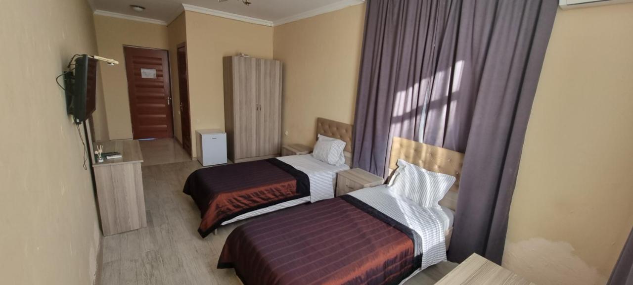 Darianna Batumi Hotel ภายนอก รูปภาพ