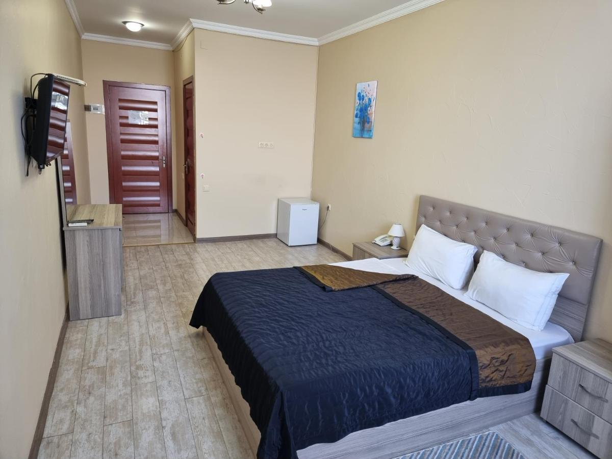 Darianna Batumi Hotel ภายนอก รูปภาพ