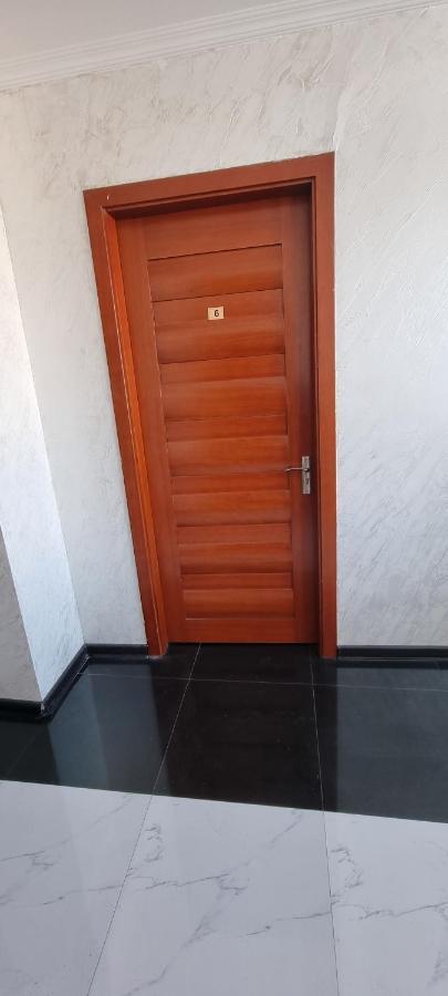 Darianna Batumi Hotel ภายนอก รูปภาพ